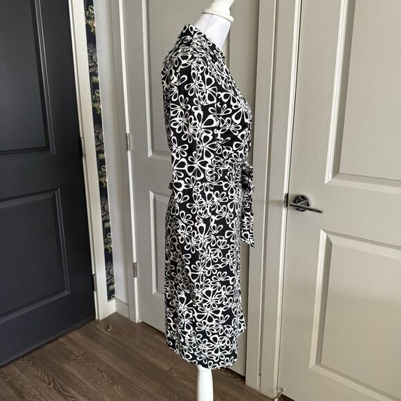 Diane Von Furstenberg New Jeanne Two Signature Long Sleeve Wrap Dress Size 6 - Picture 3 of 10